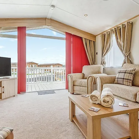Coastal Retreat Looe